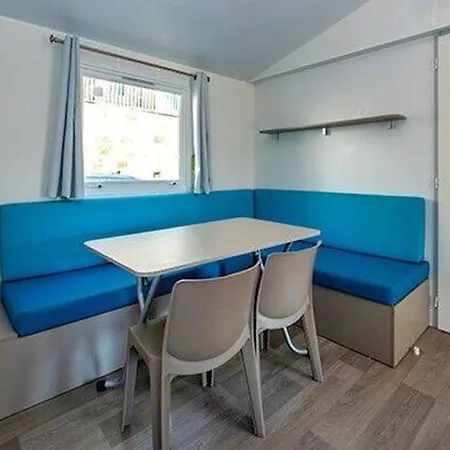 Alannia El Pinar * Blanes